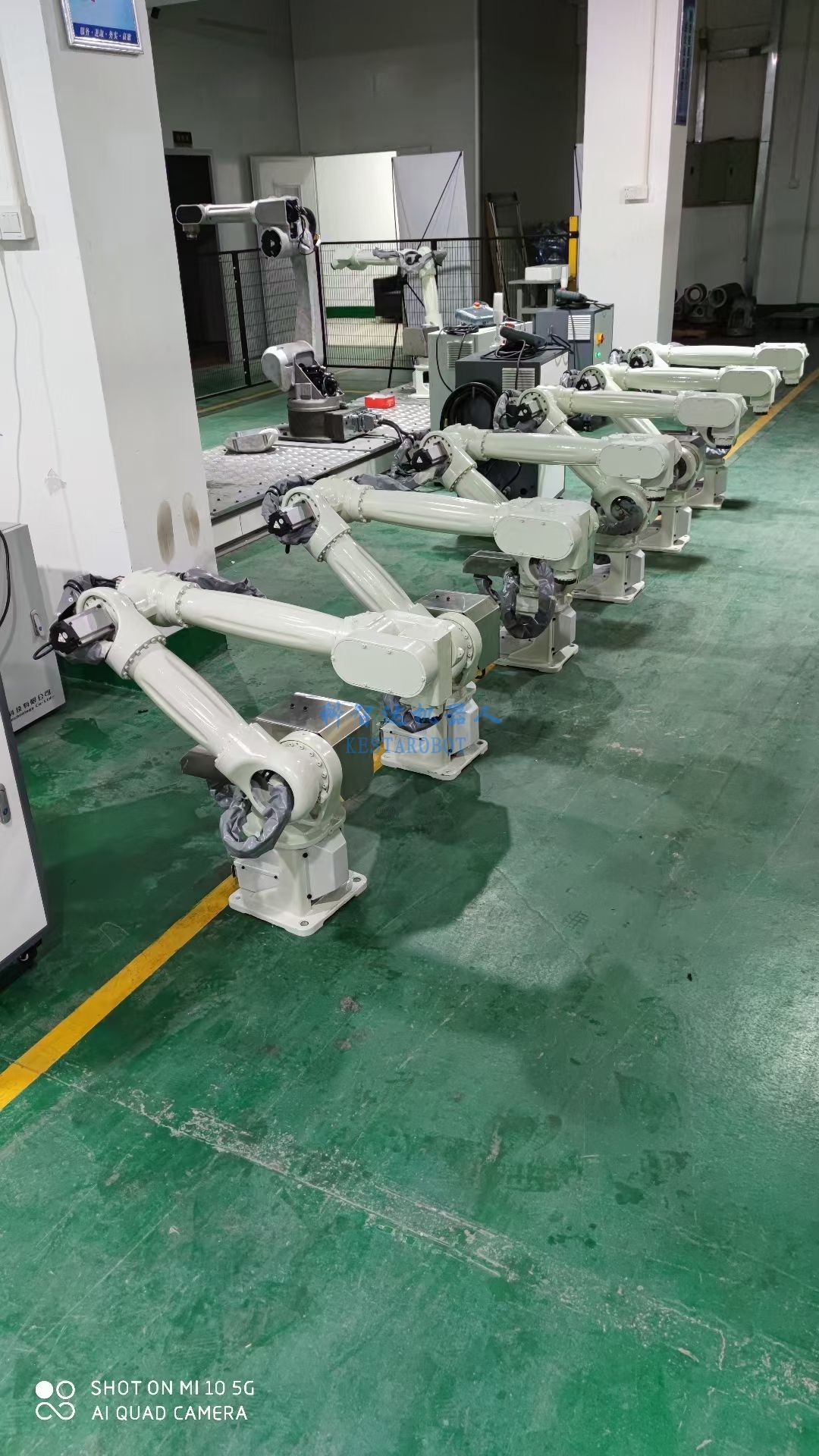 四軸六軸機(jī)器人出貨(圖2) 四軸六軸機(jī)器人出貨(圖2)