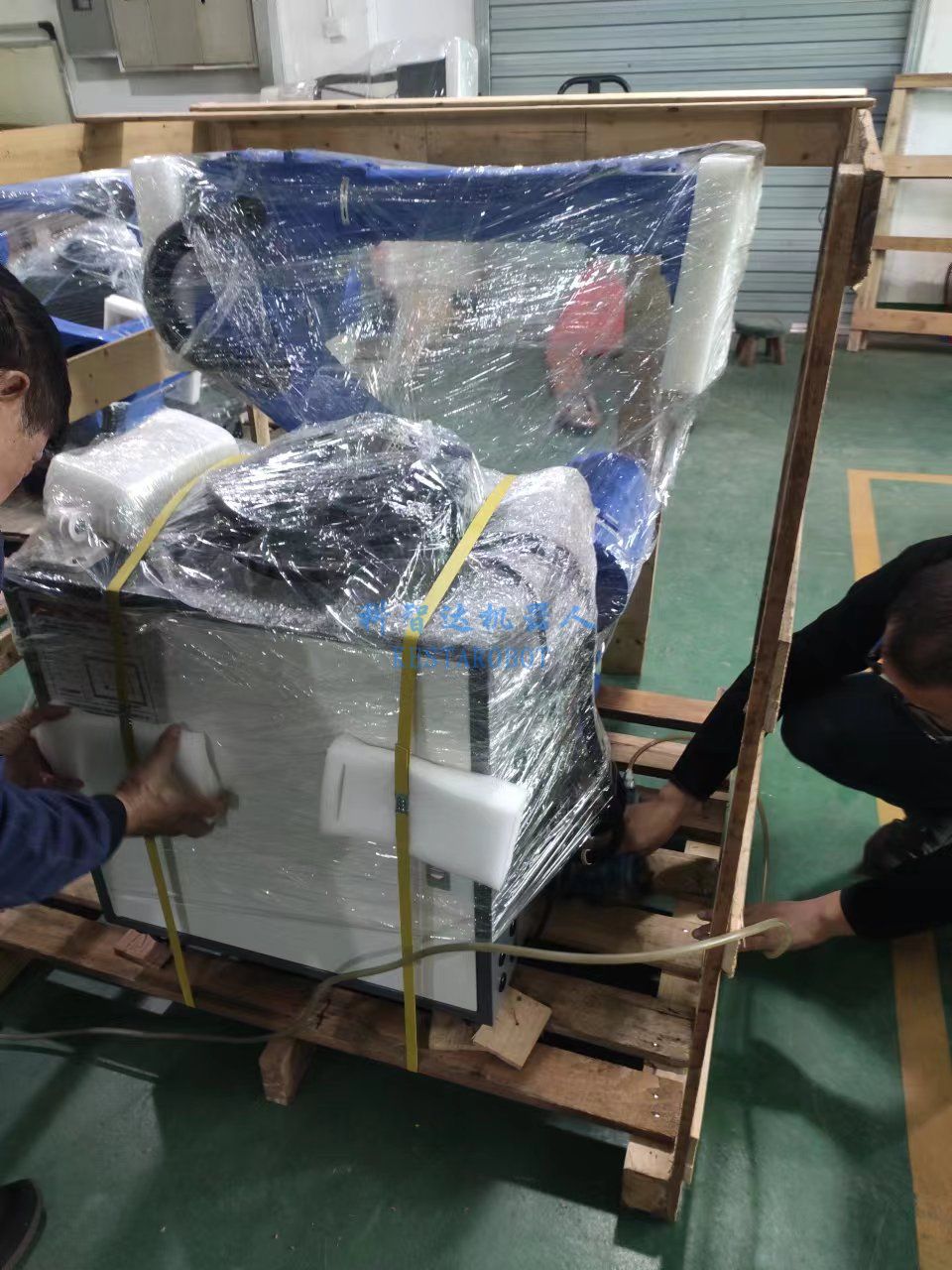 四軸六軸機(jī)器人出貨(圖14) 四軸六軸機(jī)器人出貨(圖14)